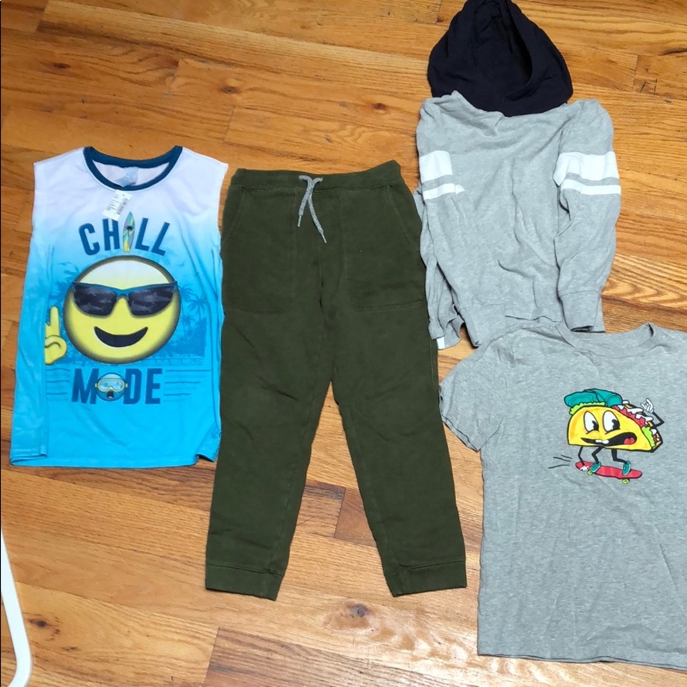 Pajama Lot: Gap Sweatshirt, Emoji Tank, Taco Tee, Joggers - Size M (8-10)
